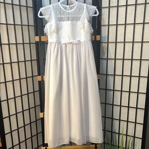 Elegant White Babydoll Dress with Flutter Sleeves and Mock Neck